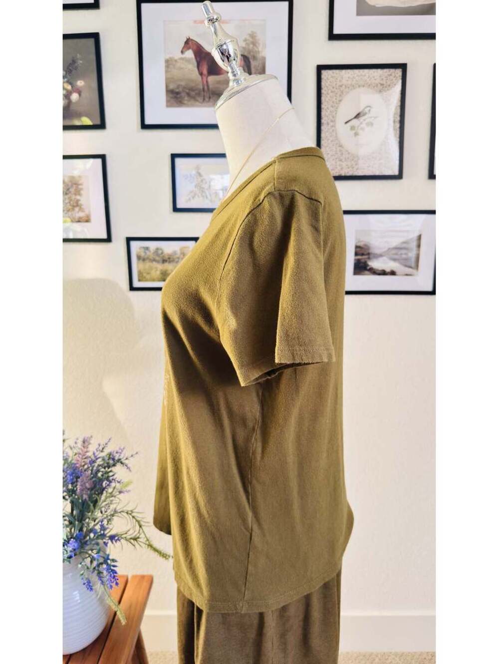 Old Navy Olive Green 'Roam Free' Graphic Tee - Size S Petite - Picture 5 of 9